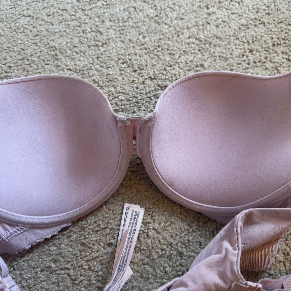 Victoria Secret Push Up Bra Set - Picture 3 of 4